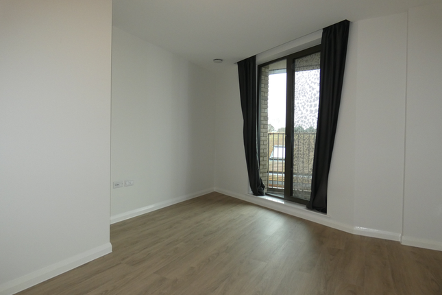 208, Merchant House Woking, Sheerwater photo 5