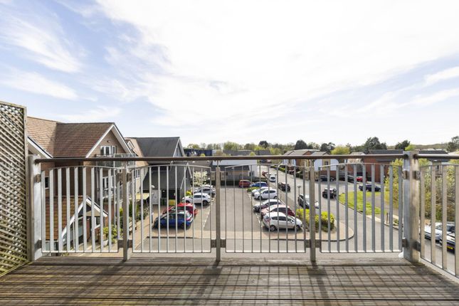 59 Keble Court, Redfields Lane, Fleet photo 2