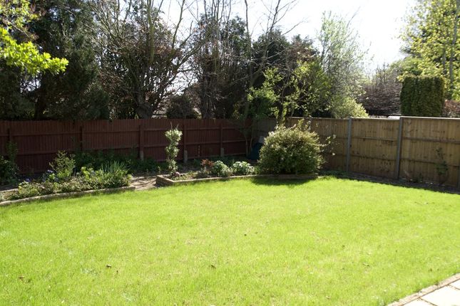 Bungalow for sale in Ambergate Drive, Birstall, Leicester, Leicestershire