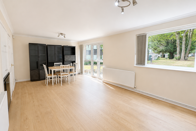 38 Whetstone Close, Edgbaston photo 2