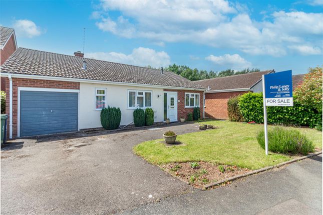 Thumbnail Detached bungalow for sale in Columbia Drive, Worcester