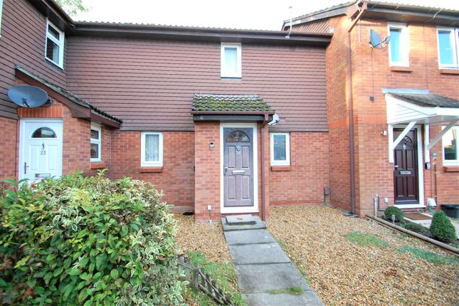 Terraced house to rent in Dukes Close, Petersfield