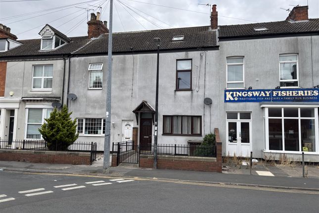 2-bed flat on 101 & 101a, Edinburgh Street, Goole, £120,000