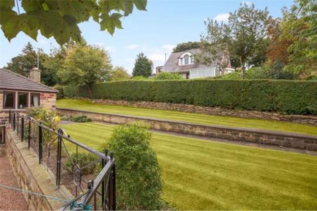 Detached house for sale in Highfield Gardens, Thornhill