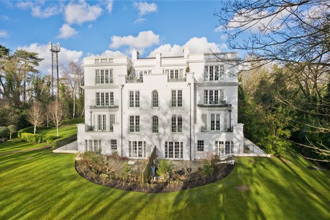 Thumbnail Flat for sale in Hill House, Portsmouth Road, Esher, Surrey