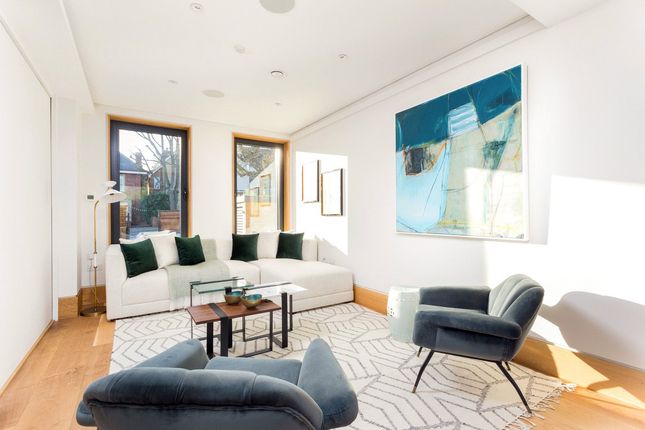 63C, Chartfield Avenue, London photo 4