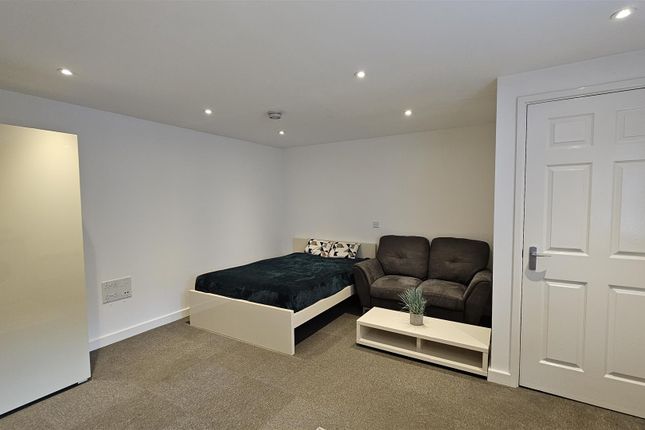 Flat 4, 2 Orange Grove, Wisbech photo 3