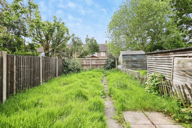 17, Anerley Grove, West Midlands photo 4