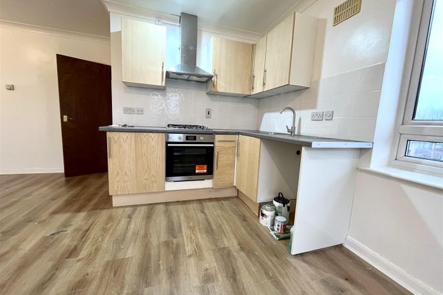 Flat 11, Round House Court, Cheshunt photo 4
