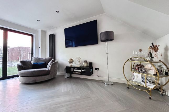 21, Silvester Way, Fleet photo 2