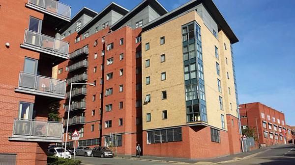 Parking/garage to rent in Parking Space At Lincoln Gate, Red Bank, Manchester