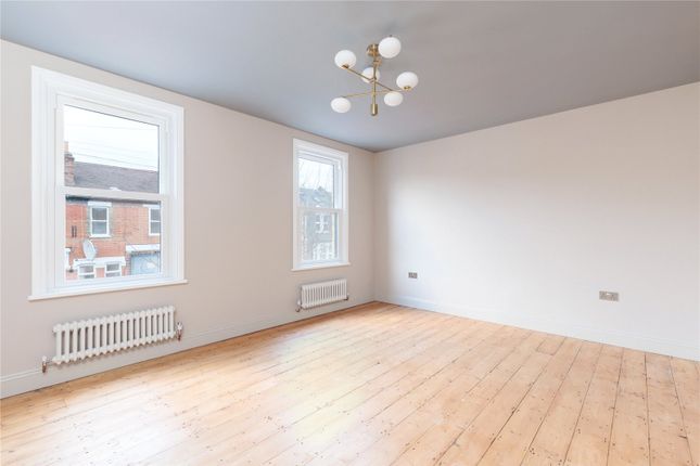 Terraced house for sale in Somers Road, Walthamstow, London