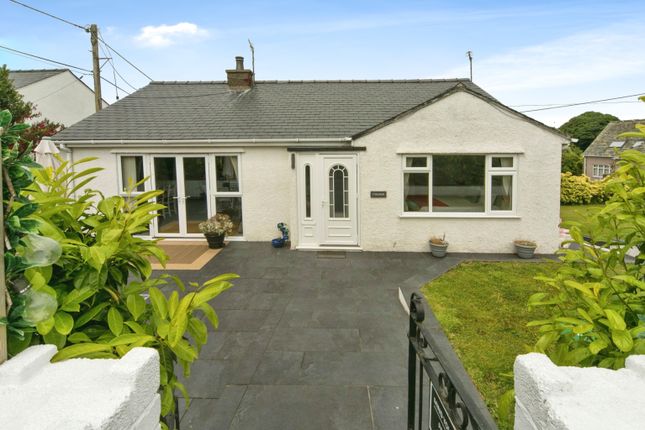 3-bed bungalow on Gilfach, 10, Barcyttun Estate, Pwllheli, £300,000