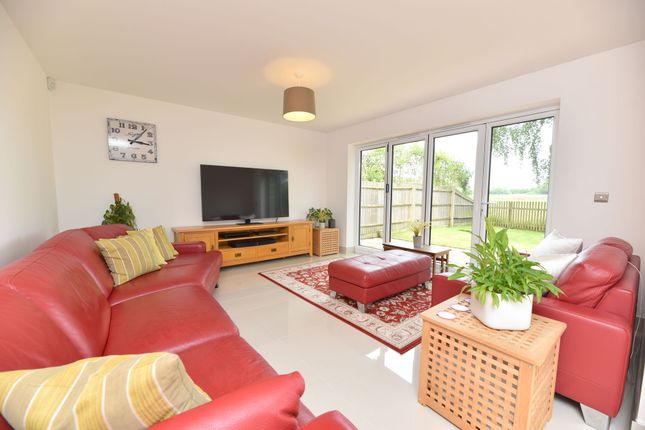 26a The Woodlands, Biggleswade photo 4