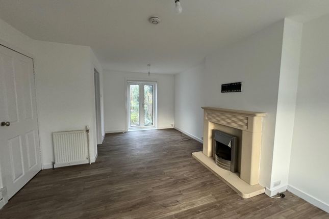 Glen Cres Inverkip, Greenock photo 3