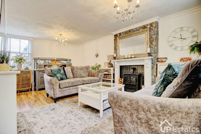 47, Woodway Walk, Coventry photo 4