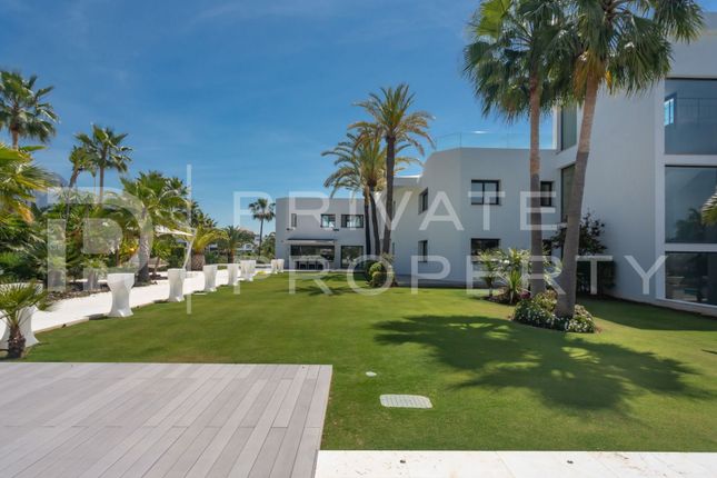 Villa for sale in Nueva Andalucia, Marbella, Malaga