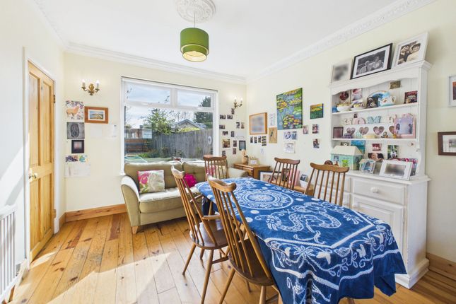 33 Colville Avenue, Hull photo 4