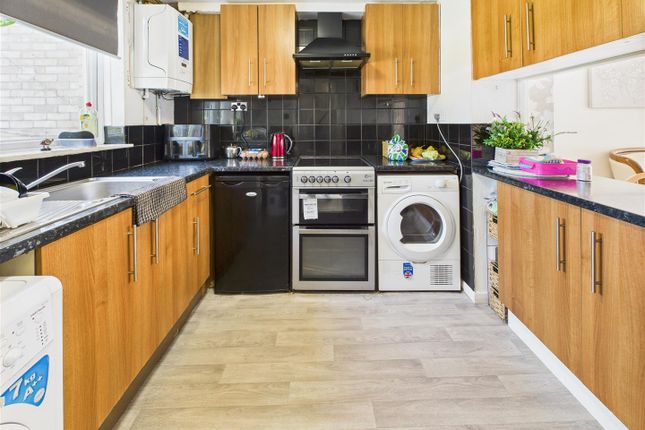 26, Raphaels, Basildon photo 2