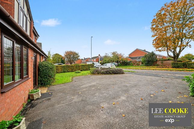 Darnford Lane, Lichfield photo 4