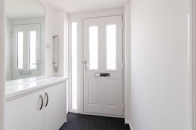 151,, Shearwater Road, Stockport photo 4