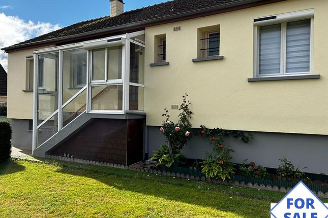 Detached house for sale in Saint-Germain-Du-Corbeis, Basse-Normandie, 61000, France
