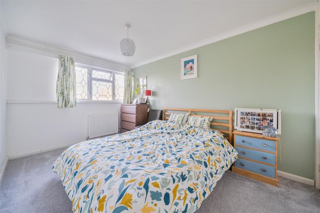 4, Mabey Close, Gosport photo 4
