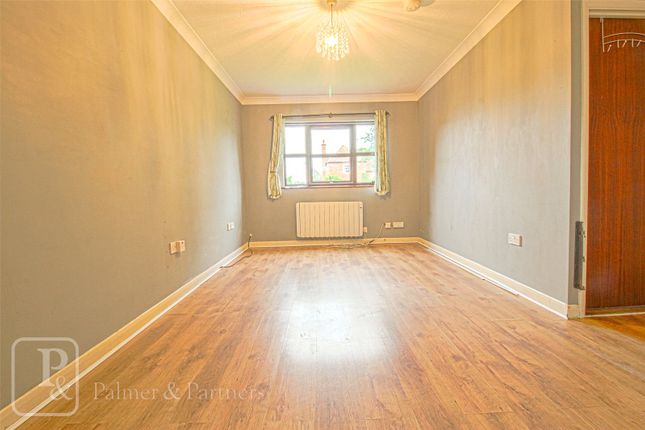 22, Tollgate Court, Stanway photo 2