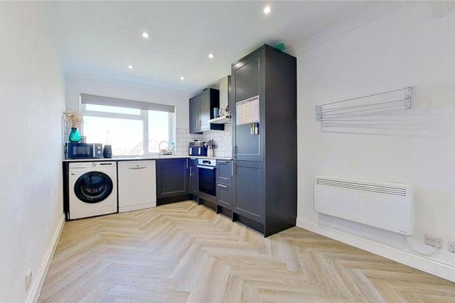 12, 443 Brighton Road, West Sussex photo 3