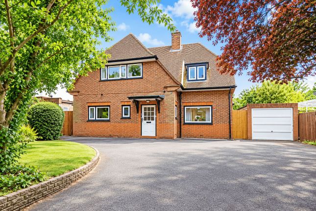 4-bed detached on 15, Mulgrave Road, Sutton, £900,000