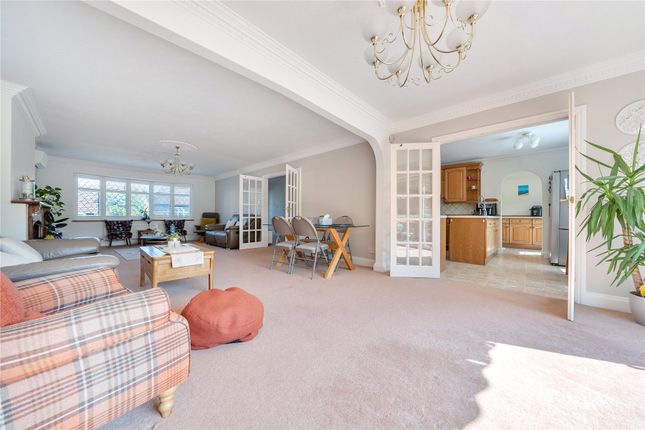 9, Barn End Drive, Kent photo 3