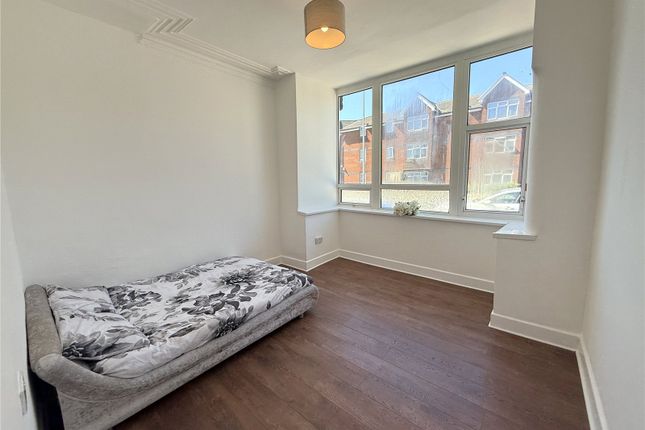 242, Central Drive, Lancashire photo 2