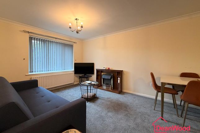 16, Royal Court, Onchan photo 2