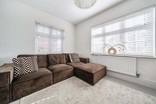 6, Ballyack Close, Swindon photo 2