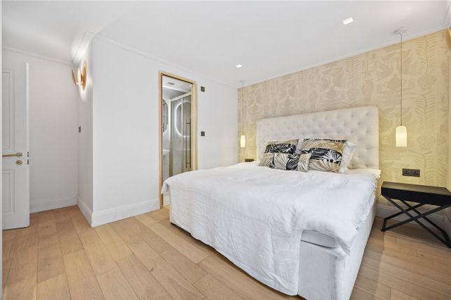Ground & Lower Ground Flat, 111, Westbourne Park Road, London photo 4