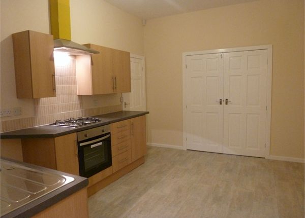 7, Milltown Street, Radcliffe, Manchester photo 4