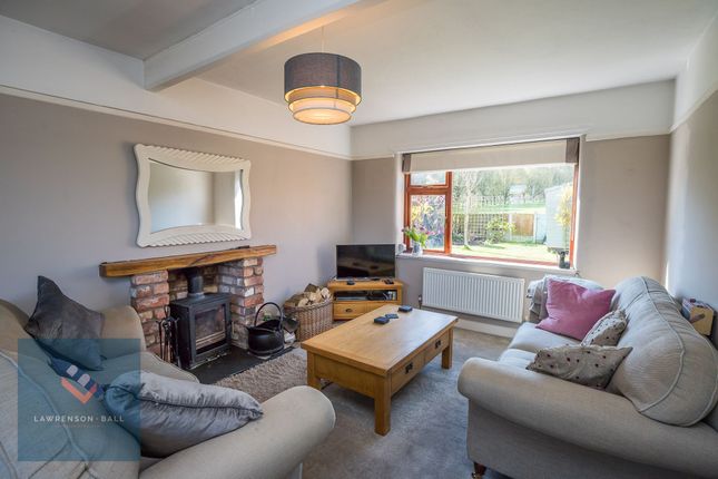 8 Irons Lane, Chester photo 4