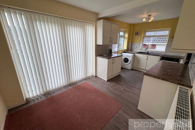 6, Parklands Crescent, Rhondda Cynon Taff photo 2