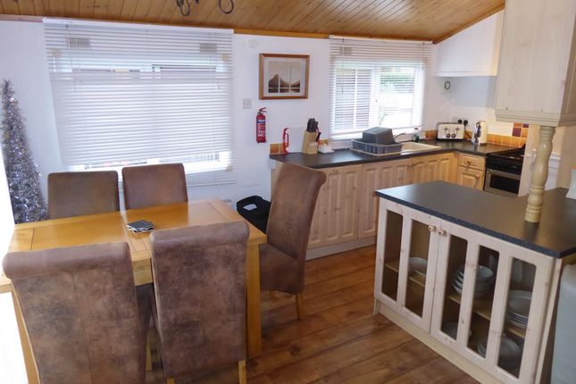 1 Lakeside, White Cross Bay Leisure Park, Ambleside Road, Windermere photo 3