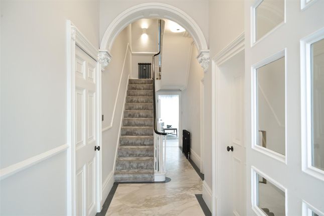 Hall.Jpg