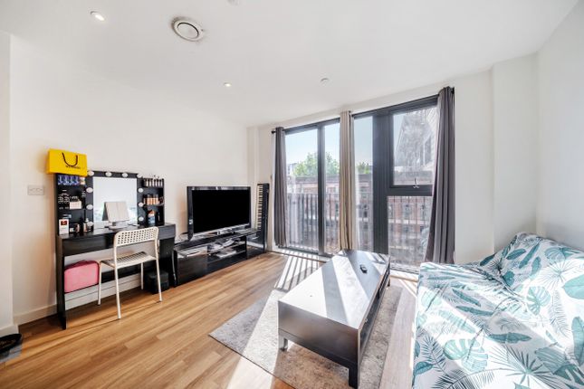 Flat 203, Deluna House, 2, Cornell Street, Greater Manchester photo 2