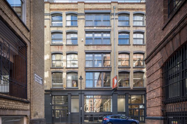 Office to let in Parchment House, 13 Northburgh Street, Clerkenwell