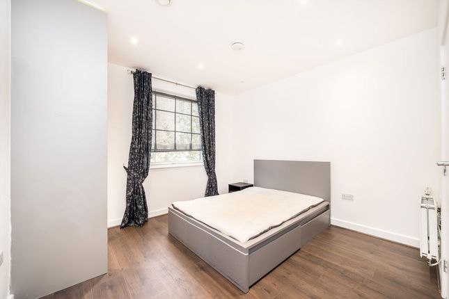 4, Orchid Mews, London photo 4