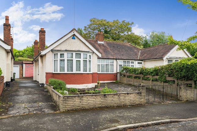 Thumbnail Bungalow for sale in Willoughby Avenue, Beddington