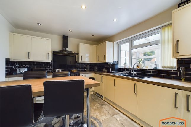 End terrace house for sale in Cherwell Drive, Brownhills
