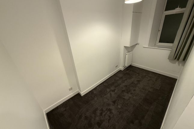 29F, Orchard Street, Renfrewshire photo 5