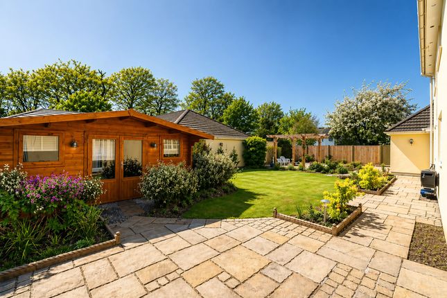 58 Alexandra Road, Redruth photo 2