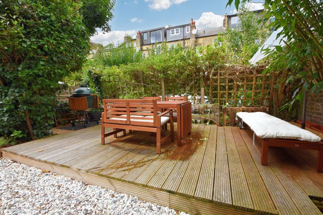 Flat for sale in Tufnell Park Road, Tufnell Park, Tufnell Park, London
