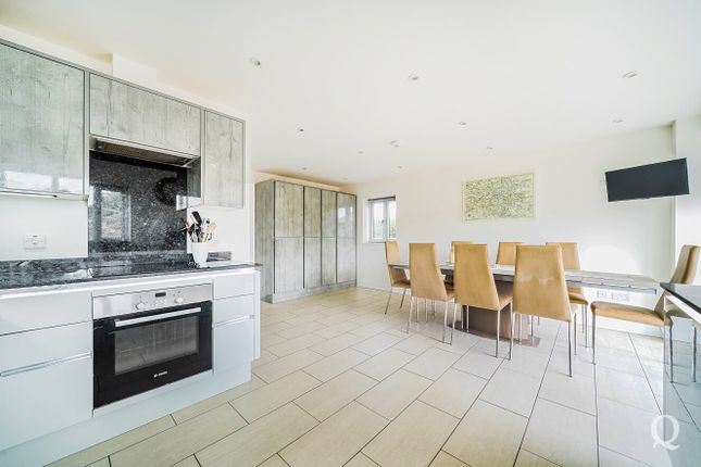 4 Stable Mews,, School Lane, Sittingbourne photo 3