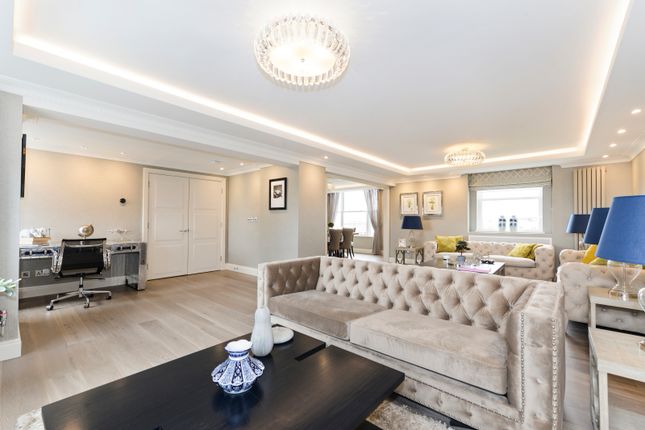 Flat to rent in Boydell Court, St Johns Wood Park, St Johns Wood, London